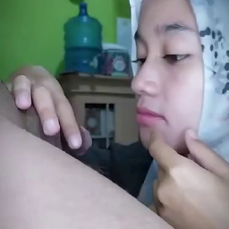 Hijab Indo Nyepong