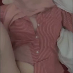 Kenikmatan Ngewe Mahasiswi Jilbab Meki Mulus