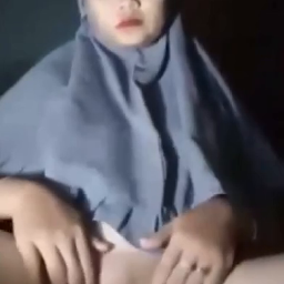 Memek Becek Mbak Nani Janda Jilbab Horny Colmek