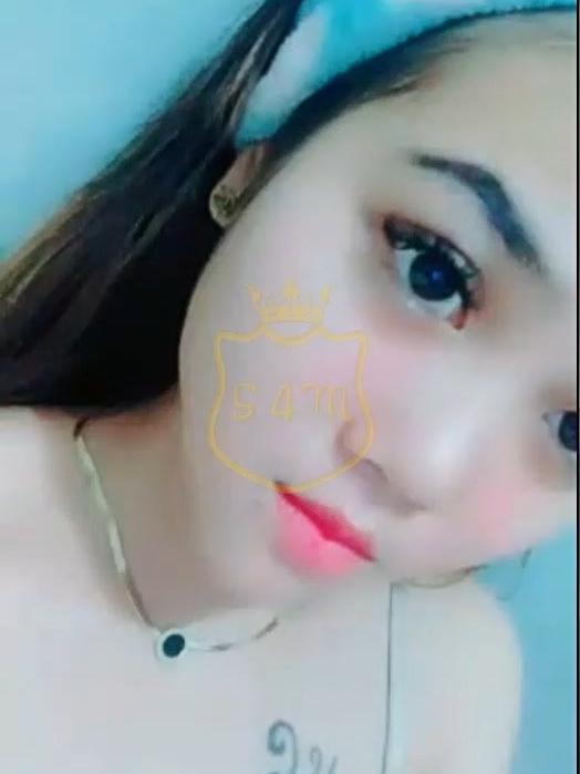 ABG Cantik Shelin Telanjang Colmek 2 Jari