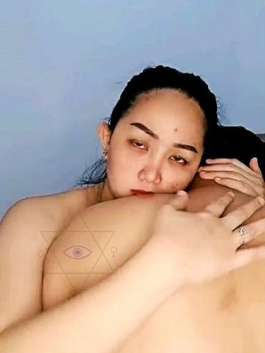 Bokep Tante Jilbab Suka Ngewe Layani 2 Lelaki