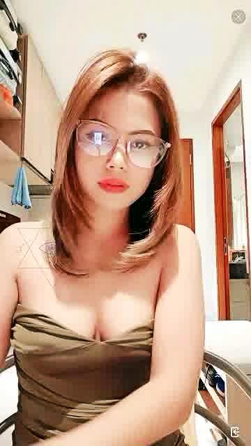 Candu Banget Ngentotin Ayank Siang Hari