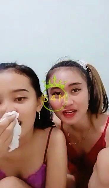 Dua Gadis ABG Bening Show Pamer Tubuh Mulus