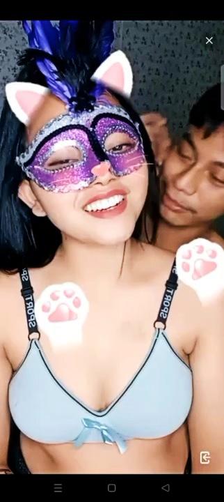 Gemoy Nih Sherla Main Sama Berondong