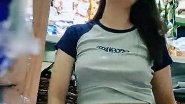 Live Sambil Jaga Warung Buka Bukaan
