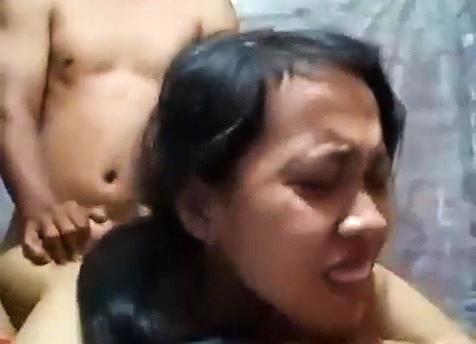 Pasangan Suami Istri Rekam Ngewe