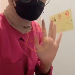 Neng Icha Show Buka Baju Telanjang Dada