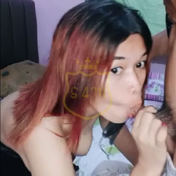 Riska Cewek Remaja Menikmati ML Sambil Live